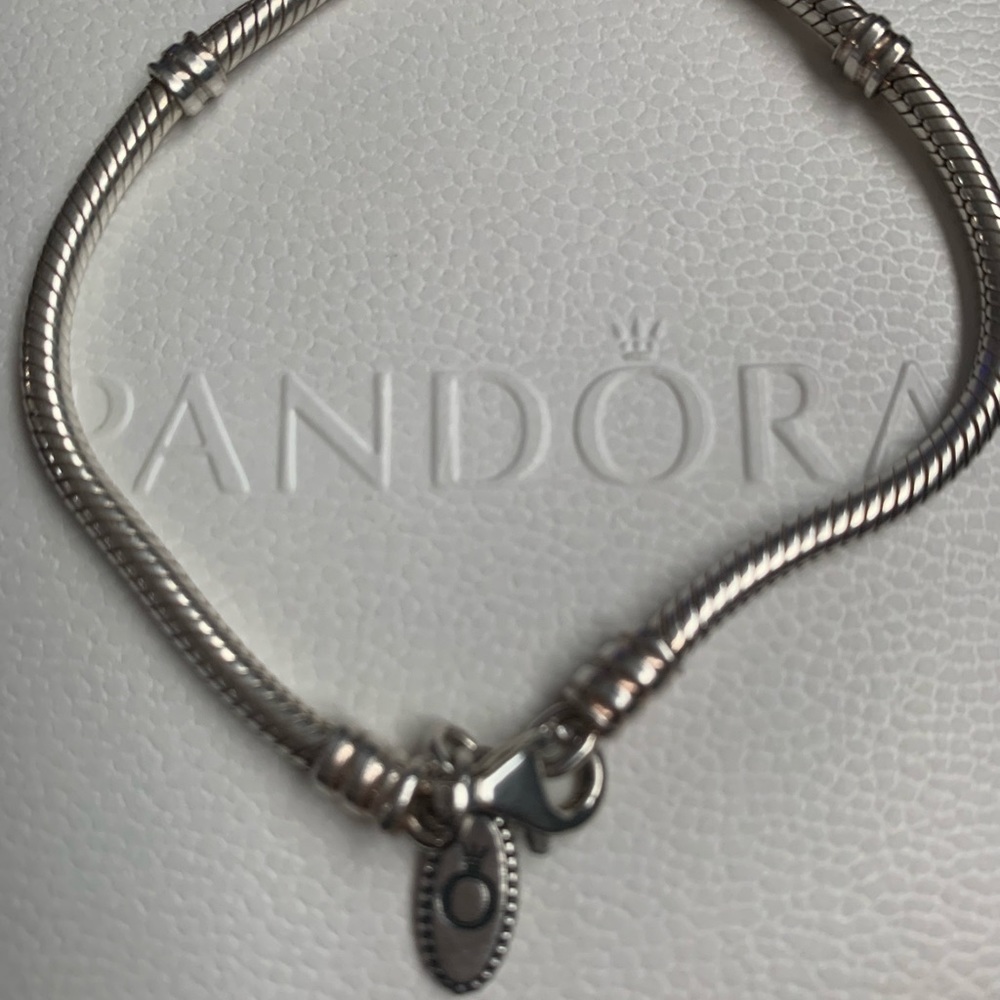 Pandora bracelet 7”